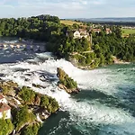 Louisa's Gallery - Whirlpool - Berge & Wandern - Abendruhe - Familien- & Gruppenfreundlich - 1h Von Zuerich Apartmán *