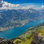 Louisa's Gallery - Whirlpool - Berge & Wandern - Abendruhe - Familien- & Gruppenfreundlich - 1h Von Zuerich * Alt St. Johann