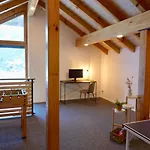 Louisa's Gallery - Whirlpool - Berge & Wandern - Abendruhe - Familien- & Gruppenfreundlich - 1h Von Zuerich Apartmán Alt St. Johann