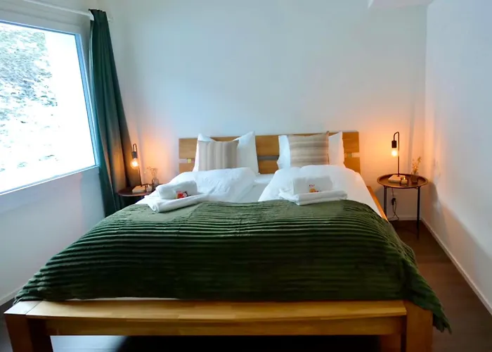 Appartement Louisa's Gallery - Stilvolles Ruhiges Alpine Mit Whirlpool & Bergblick - Wandern & - Swiss Alps *